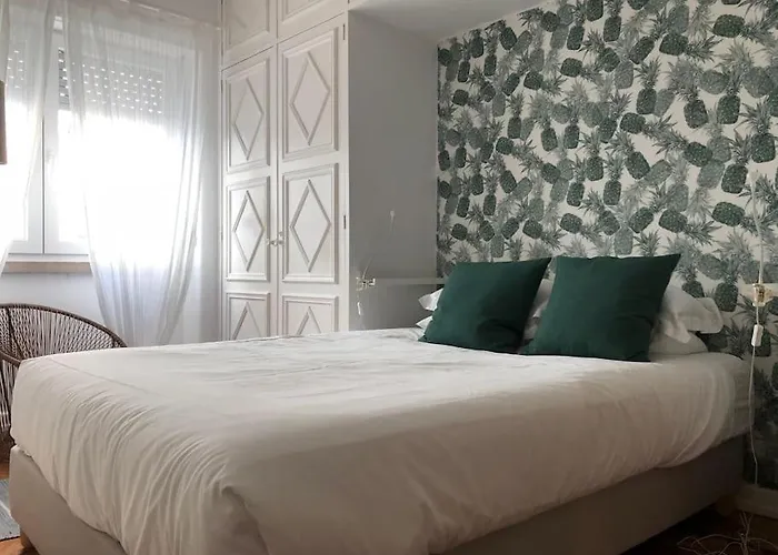 Charming Terrace Flat Center And Trendy Location *