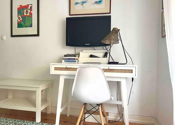 Charming Terrace Flat Center And Trendy Location Appartement Lissabon