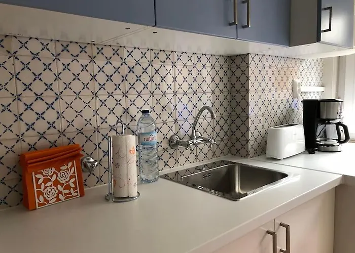 Charming Terrace Flat Center And Trendy Location *