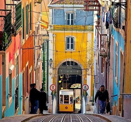 Charming Terrace Flat Center And Trendy Location Lissabon