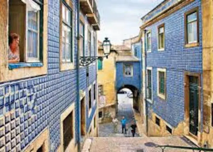 Charming Terrace Flat Center And Trendy Location *
