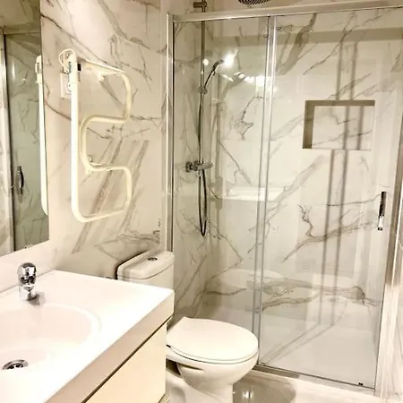 Charming Terrace Flat Center And Trendy Location Appartamento *