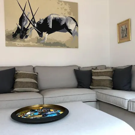 Charming Terrace Flat. & Trendy Location.