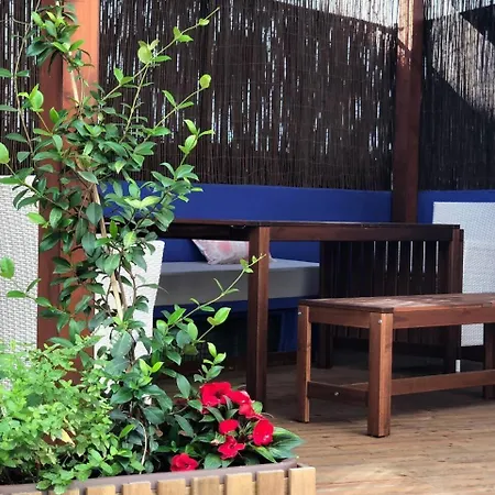 公寓 Charming Terrace Flat. & Trendy Location. *