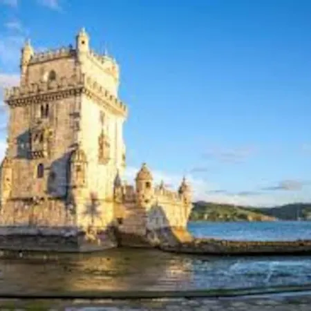 Charming Terrace Flat Center And Trendy Location * Lisboa