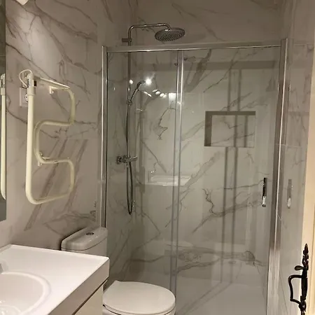 Charming Terrace Flat Center And Trendy Location * Lisboa