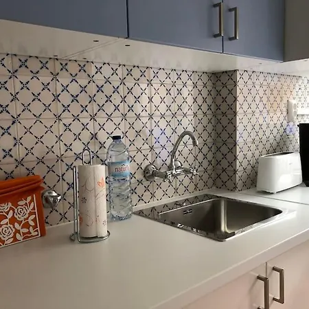 Charming Terrace Flat Center And Trendy Location *