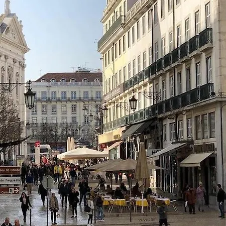 Charming Terrace Flat Center And Trendy Location * Lisboa